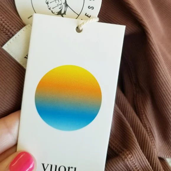 Vuori Mudra Jumpsuit Women's Ribbed Drawstring Pockets Athleisure Hazelnut NWT - Picture 4 of 13